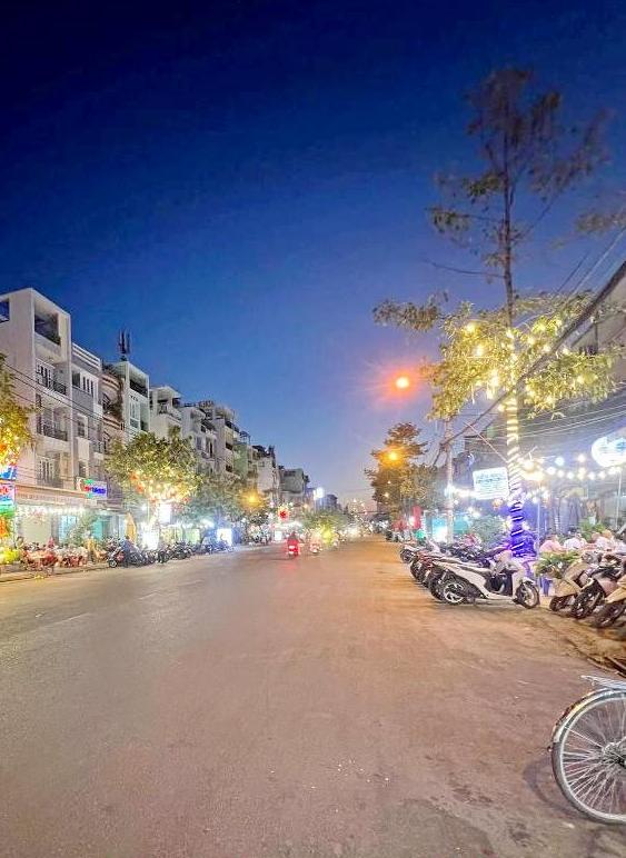 Bán nhà mặt tiền kinh doanh Parc Mall Quận 8, đường Tạ Quang Bửu, 4x20 chỉ 15 tỷ 5