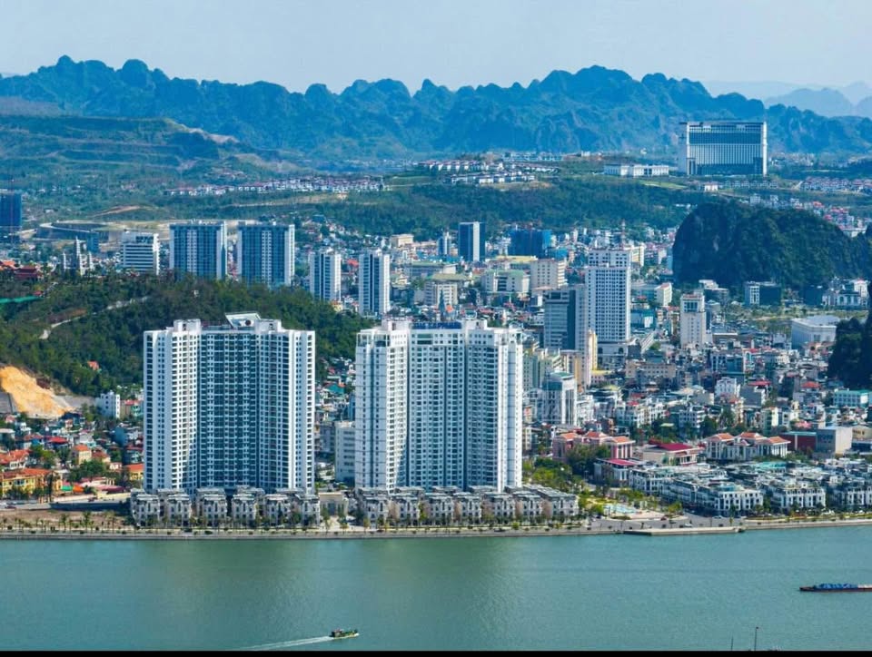 Cần bán Căn hộ chung cư Phường Bãi Cháy, Hạ Long, Diện tích 53m², Giá Thương lượng 3