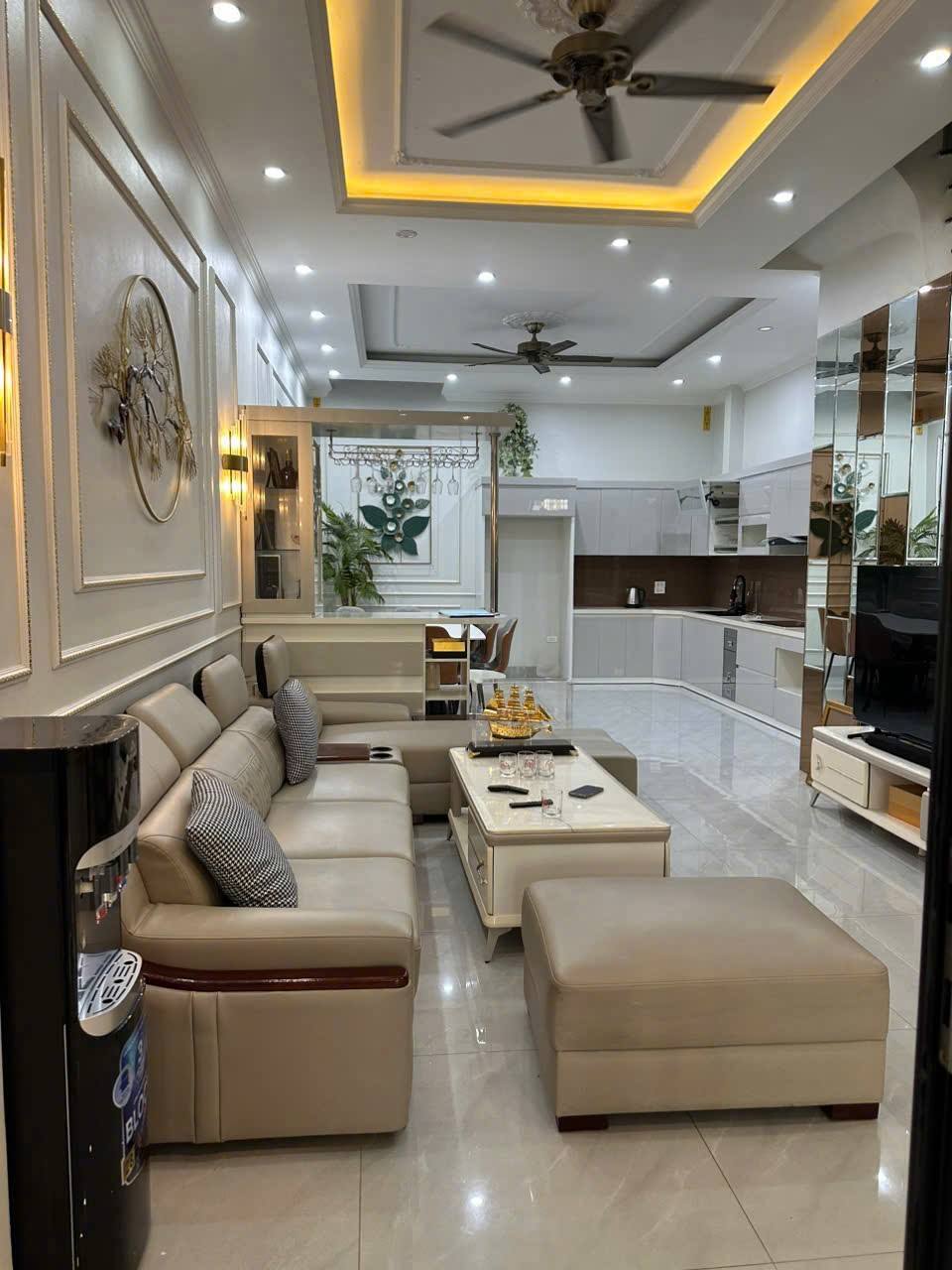 BÁN NHÀ THANH XUÂN, GẦN OTO TRÁNH, BÃI GỬI XE, DT62M2 NHÀ ĐẸP Ở NGAY CHỈ 15.X TỶ