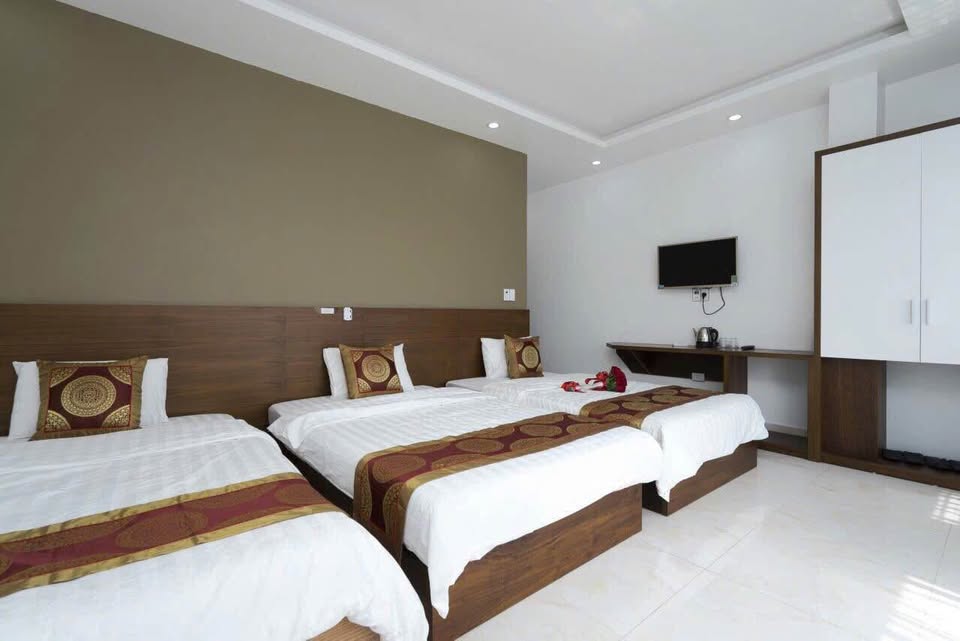 Cần bán Homestay - Khách Sạn Phường Bãi Cháy, Hạ Long, Diện tích 106m², Giá 12 Tỷ 5