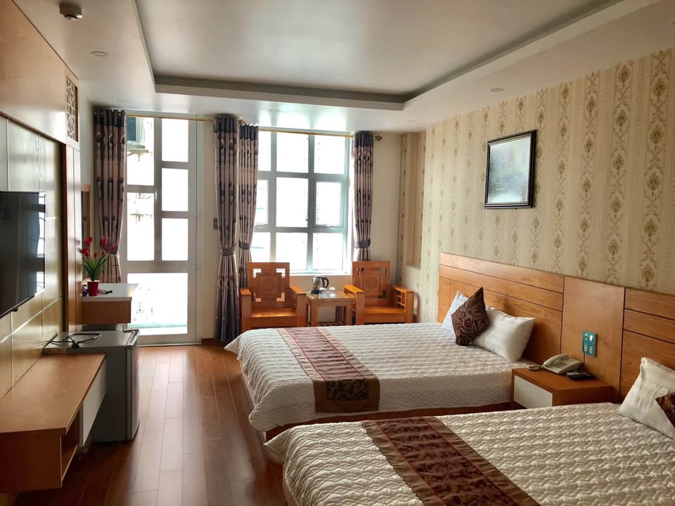 Cần bán Homestay - Khách Sạn Phường Bãi Cháy, Hạ Long, Diện tích 72m², Giá 3.4 Tỷ 7