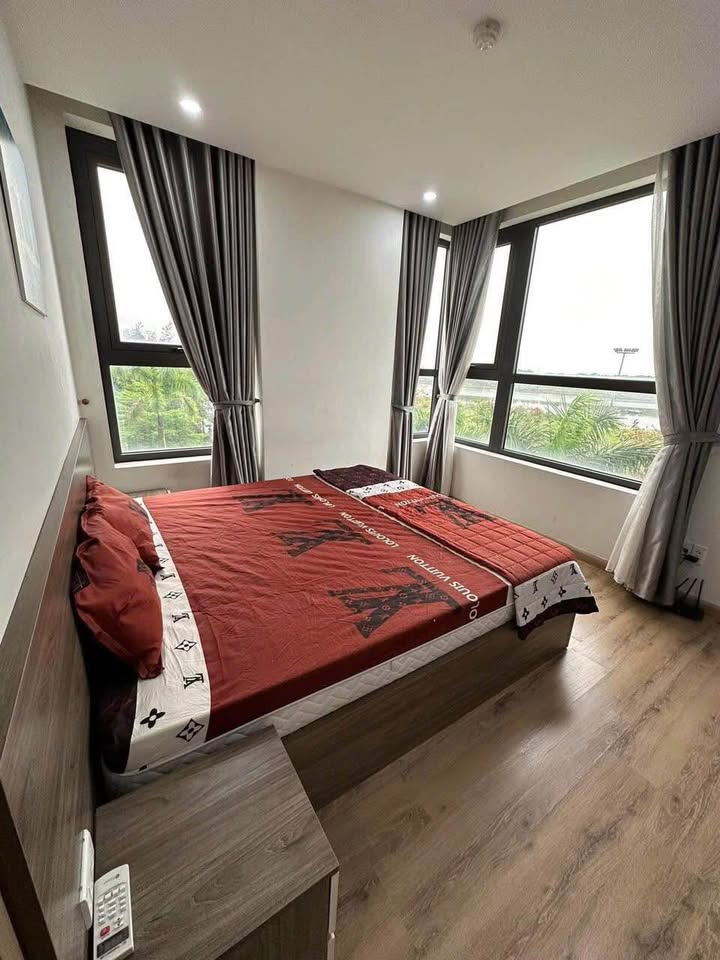 Cần bán Căn hộ chung cư Phường Bãi Cháy, Hạ Long, Diện tích 90m², Giá Thương lượng 5