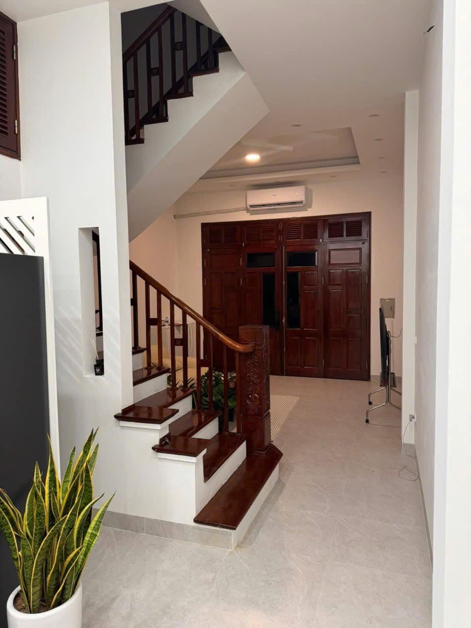 MẶT NGÕ THÔNG BÀN CỜ ÔTÔ TRÁNH-NGỌC LÂM LONG BIÊN-48M 5T 14TỶ-KINH DOANH-CHO THUÊ 2