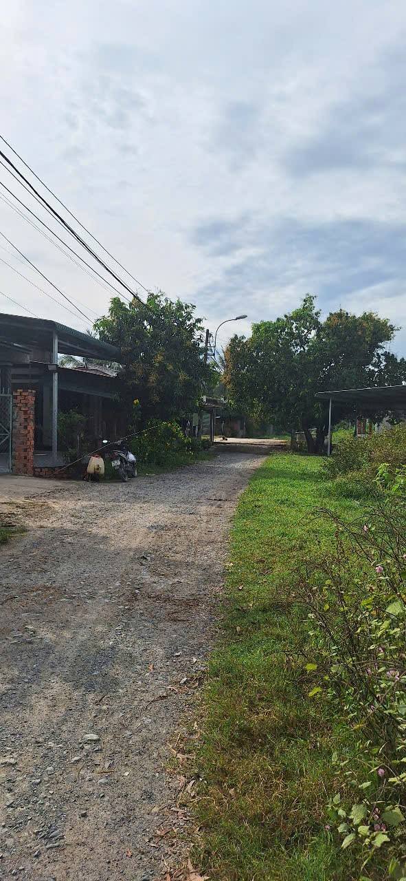 Cần bán Đất đường Tỉnh Lộ 7, Xã Trung Lập Hạ, Diện tích 100m², Giá 550 Triệu 2