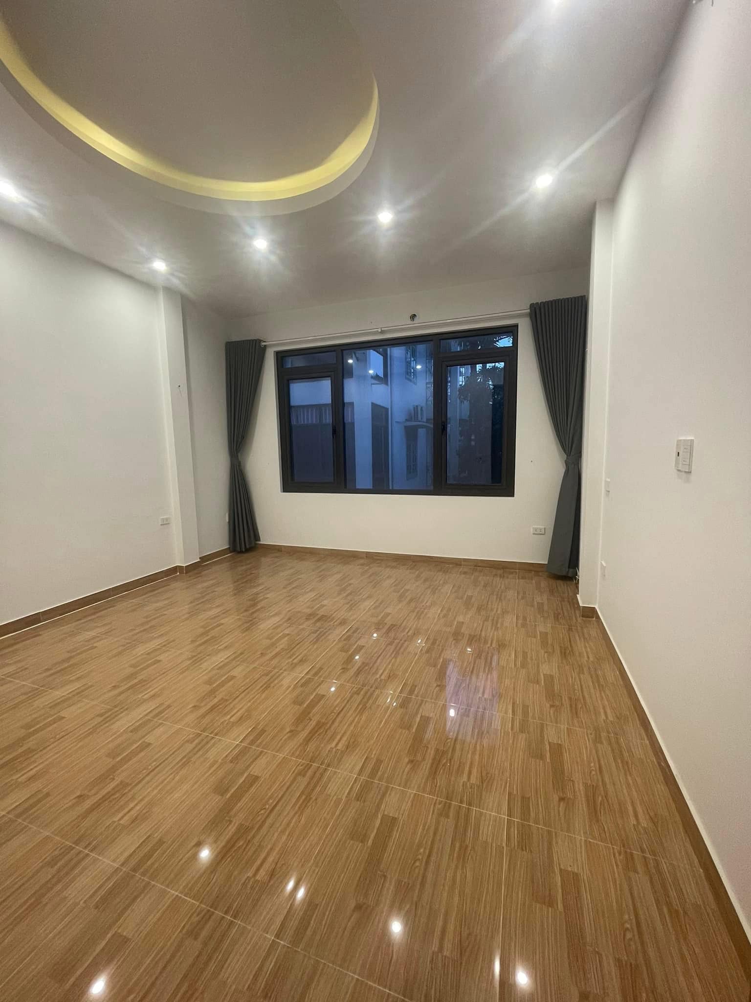 MẶT NGÕ THÔNG BÀN CỜ ÔTÔ TRÁNH-NGỌC LÂM LONG BIÊN-48M 5T 14TỶ-KINH DOANH-CHO THUÊ 6