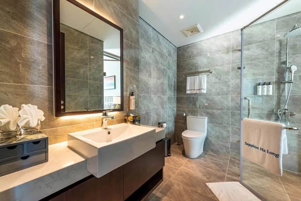 Cần bán Căn hộ chung cư đường Hoàng Quốc Việt, Phường Bãi Cháy, Diện tích 37m², Giá 1.69 Tỷ 4