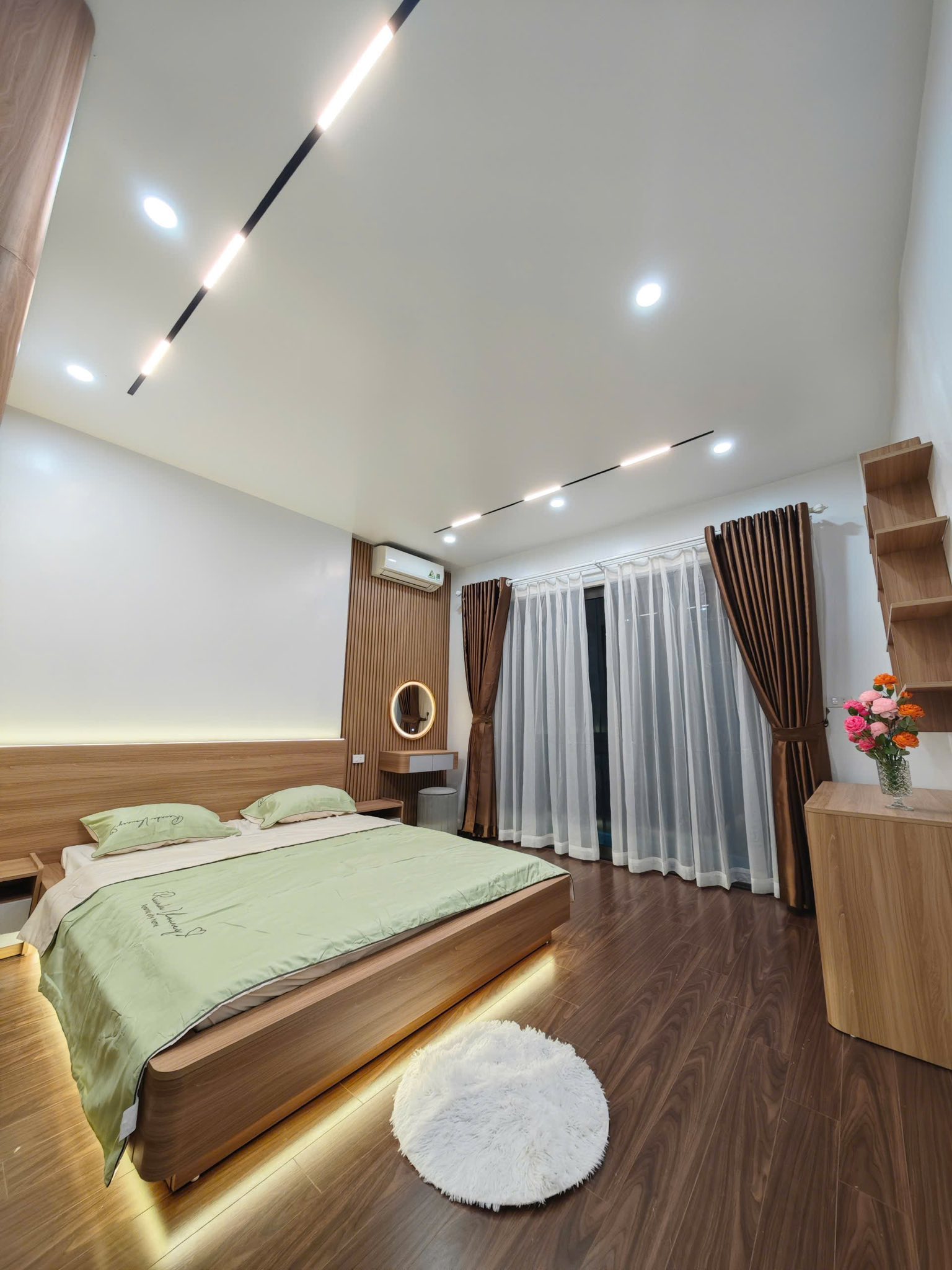 BÁN NHÀ TRẦN KHÁT CHÂN - KINH DOANH - THANG MÁY - MẶT NGÕ - 50M²  - 5M MT - 10.8 TỶ 2