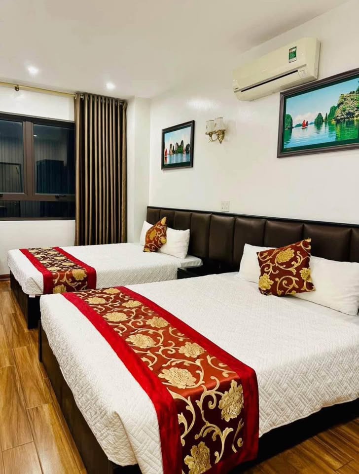 Cần bán Căn hộ chung cư đường Hoàng Quốc Việt, Phường Bãi Cháy, Diện tích 176m², Giá 27 Tỷ