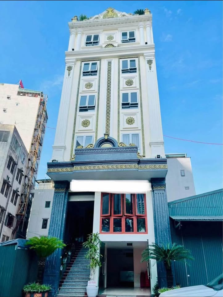 Cần bán Căn hộ chung cư đường Hoàng Quốc Việt, Phường Bãi Cháy, Diện tích 176m², Giá 27 Tỷ 3