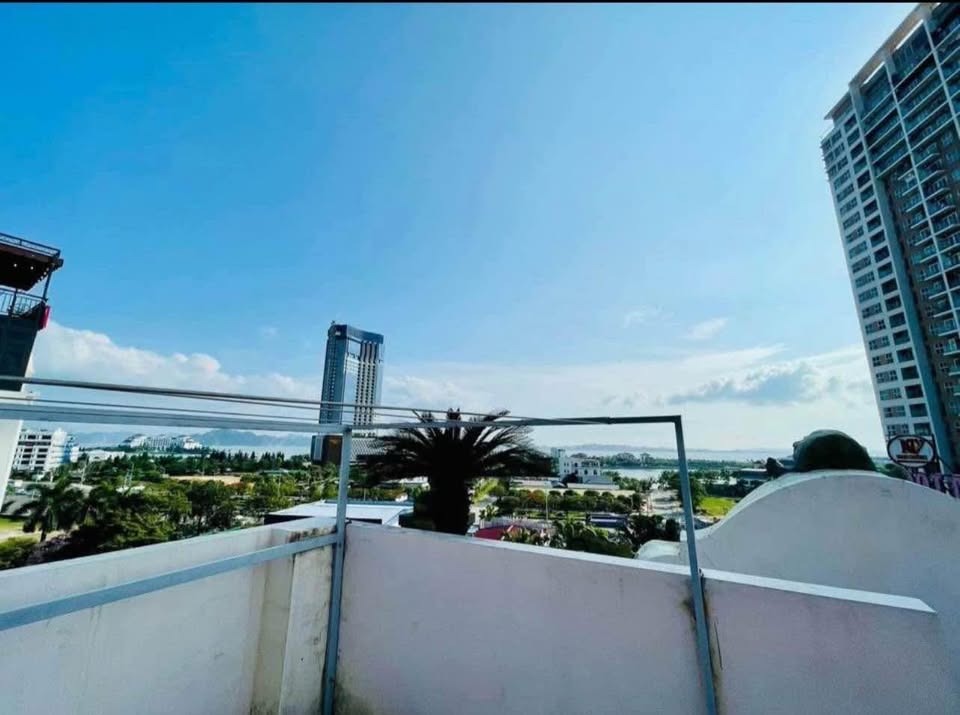 Cần bán Căn hộ chung cư đường Hoàng Quốc Việt, Phường Bãi Cháy, Diện tích 176m², Giá 27 Tỷ 9