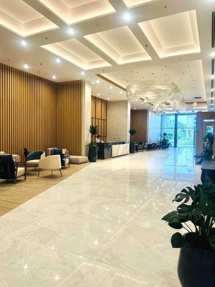 Cần bán Căn hộ chung cư đường Hoàng Quốc Việt, Phường Bãi Cháy, Diện tích 30m², Giá 1.3 Tỷ 6