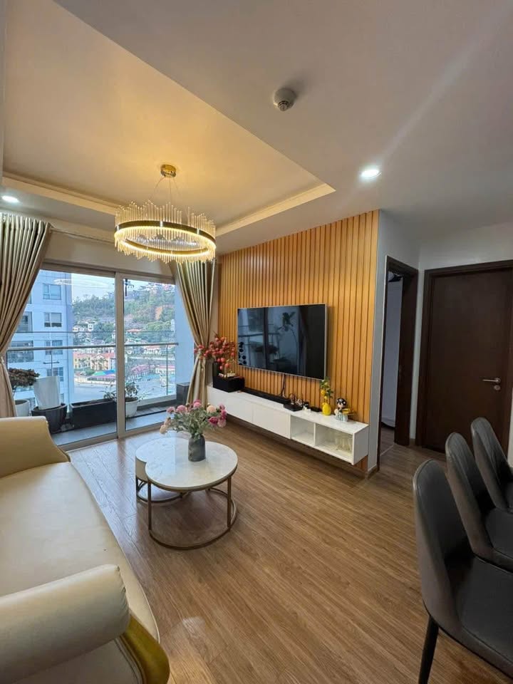 Cần bán Căn hộ chung cư đường Hoàng Quốc Việt, Phường Bãi Cháy, Diện tích 72m², Giá 3.2 Tỷ 3