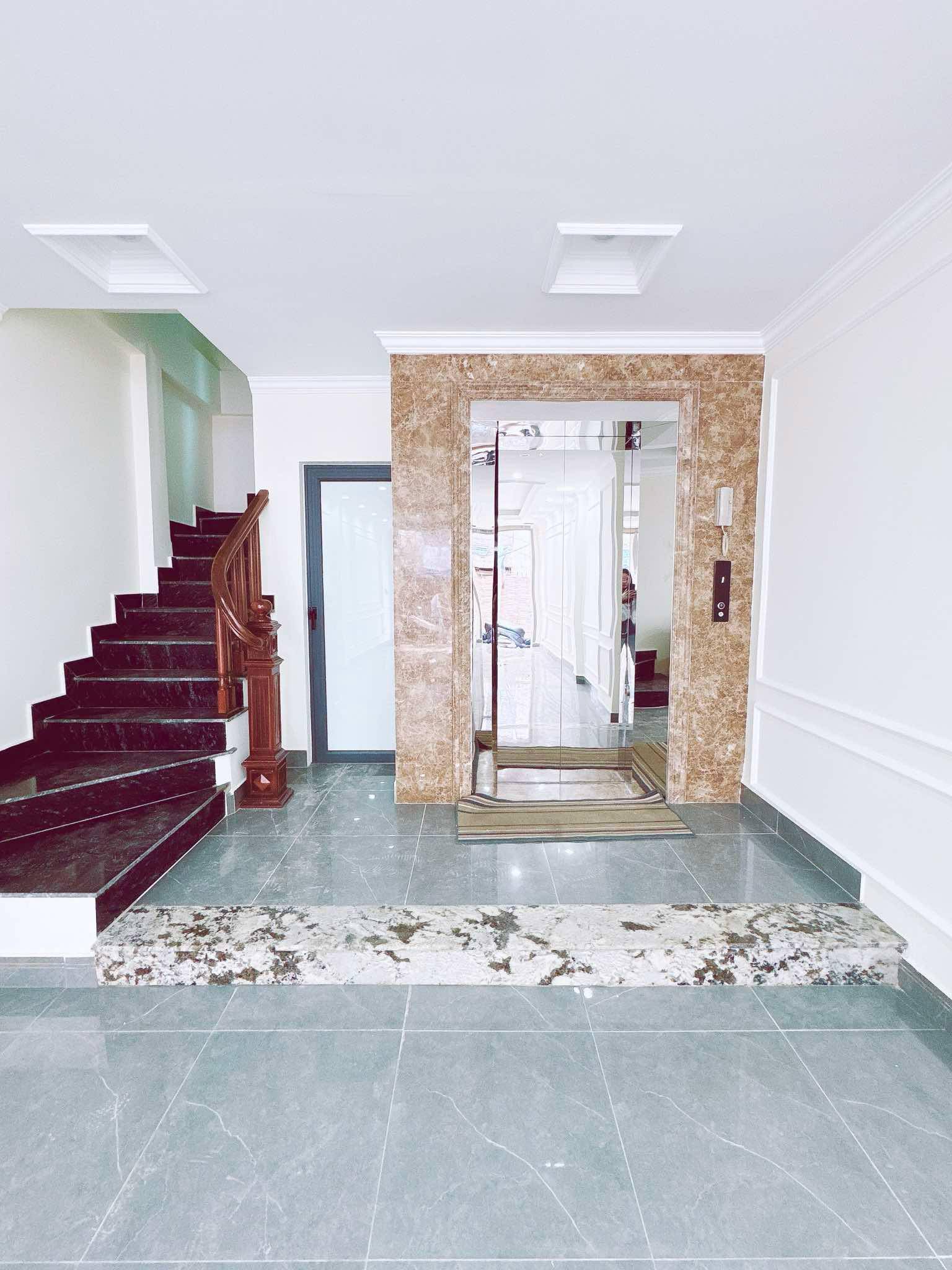 NHÀ NGUYỄN VĂN HUYÊN - PHÂN LÔ - Ô TÔ - SĐCC -LH: EM HOÀNG PHÚ NHÀ ĐẸP - 0969577586 2