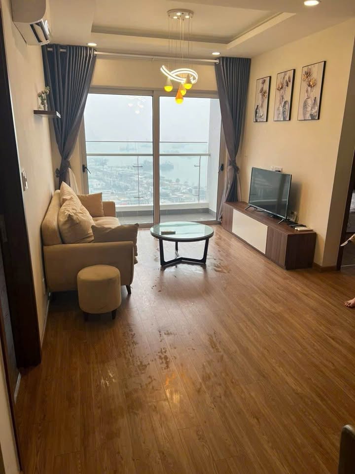 Cần bán Căn hộ chung cư đường Hoàng Quốc Việt, Phường Bãi Cháy, Diện tích 72m², Giá 3.78 Tỷ