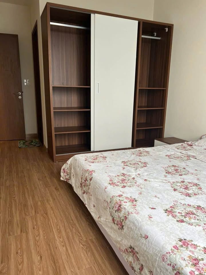 Cần bán Căn hộ chung cư đường Hoàng Quốc Việt, Phường Bãi Cháy, Diện tích 72m², Giá 3.78 Tỷ 2