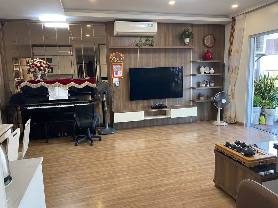 Cần bán Căn hộ chung cư đường Hoàng Quốc Việt, Phường Bãi Cháy, Diện tích 124m², Giá 6.5 Tỷ 6