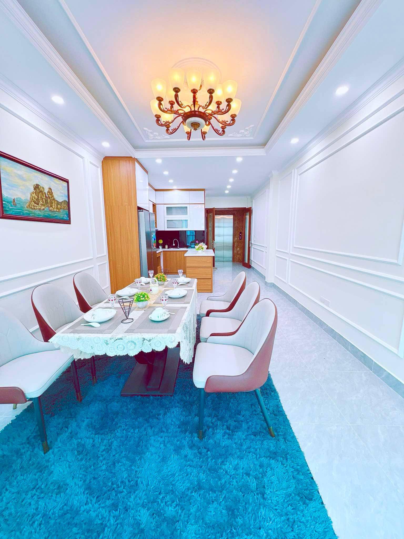 NHÀ NGUYỄN VĂN HUYÊN - PHÂN LÔ - Ô TÔ - SĐCC -LH: EM HOÀNG PHÚ NHÀ ĐẸP - 0969577586 5