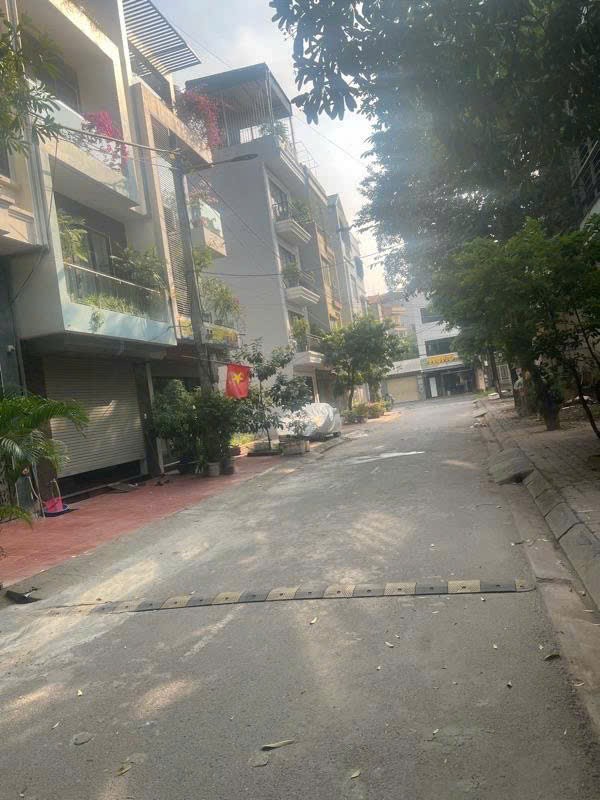 Cần bán Đất đường Quốc lộ 32, Xã Kim Chung, Diện tích 68m², Giá 11700 Triệu