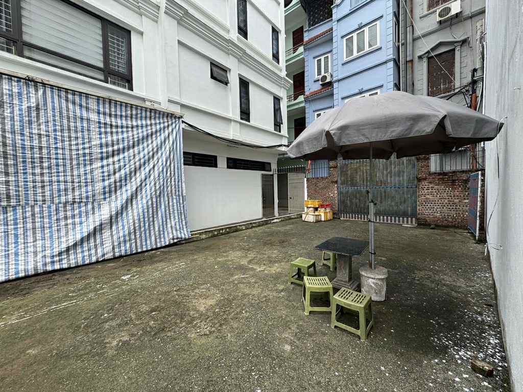 bán mảnh đất phố Trường Lâm, 2 mặt ôtô tránh, 188m, mặt tiền 6m, gần bệnh viện Đức Giang, full thổ