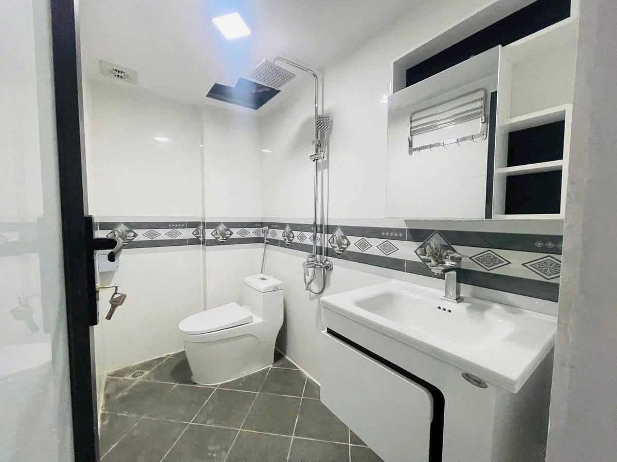 Nhà trung tâm Đan Phượng, Trạm Trôi 42M 4 Tầng, 4 ngủ, ngõ ô tô đỗ giá 3.95 tỷ 5