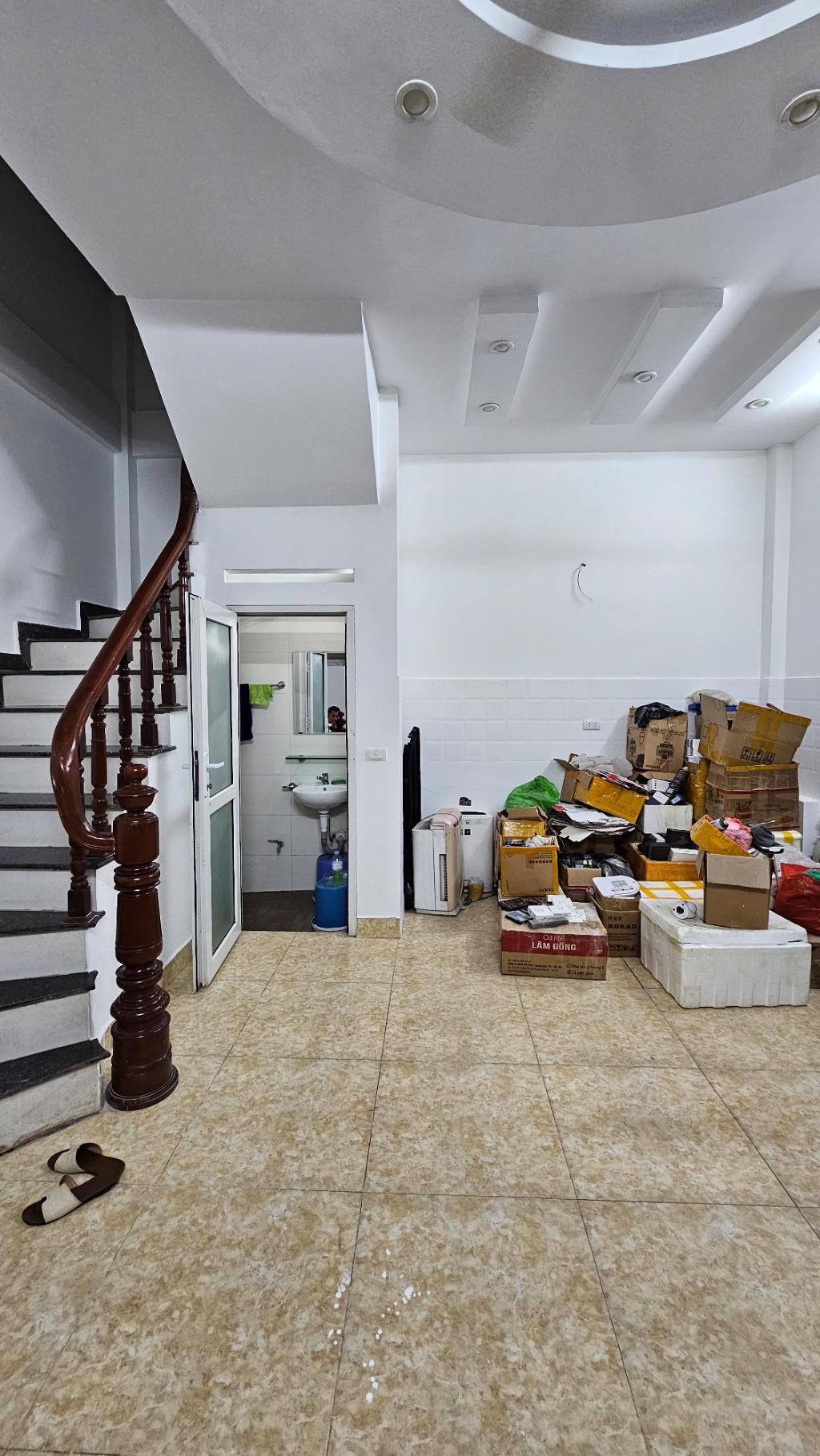 Chủ nhà cần sang tên nhà 5 tầng- Miêu Nha, Tây Mỗ, Nam Từ Liêm.