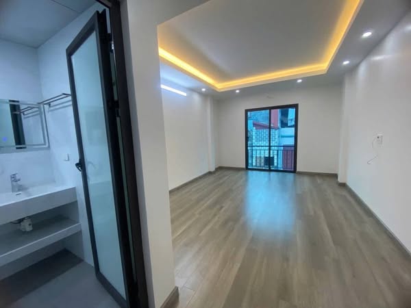 XUÂN LA, TÂY HỒ, HÀ NỘI - LÔ GÓC - THANG MÁY - GẦN HỒ TÂY GIÁ 10 TỶ 2