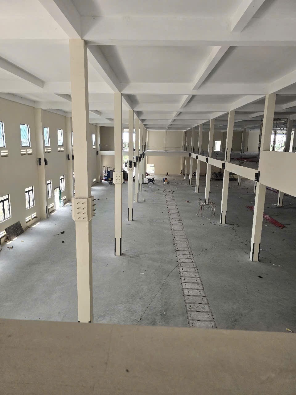 Xưởng dệt nhuộm trong KCN Lê Minh Xuân 3 dt đất 5000m2 giá 150 tỷ