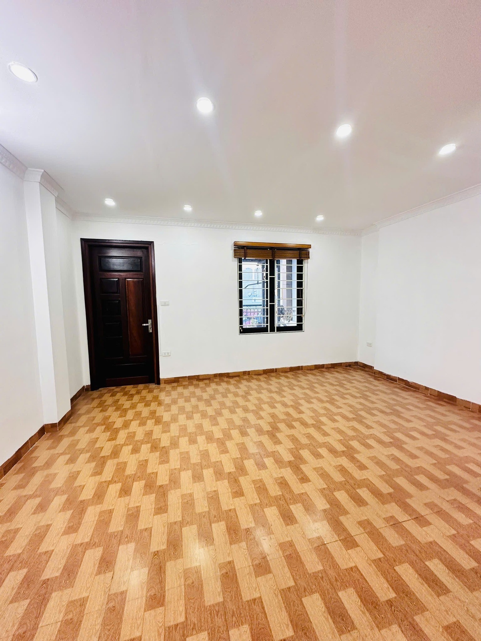 Phân lô Ô tô tránh LẠC LONG QUÂN, Cầu Giấy 50m 7T thang máy, 21.5 Tỷ 5