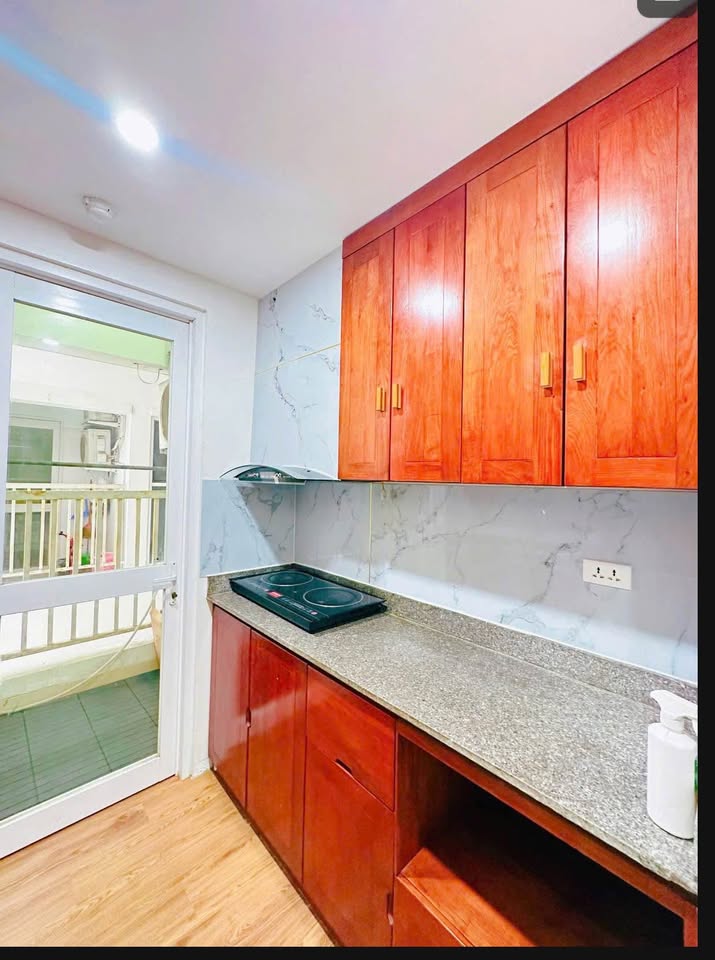Cần bán Căn hộ chung cư đường Hoàng Quốc Việt, Phường Bãi Cháy, Diện tích 68m², Giá 1.680 Tỷ 6