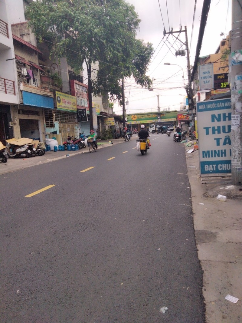 Bán nhà mặt tiền Thạch Lam-ngang 5.3m-kinh doanh tấp nập-giá rẻ 2