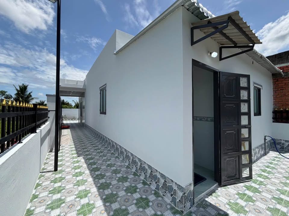 Nhà hẻm xã Mỹ Lộc , Cần Giuộc dt 203m2 2pn 2wc giá 1,75 tỷ