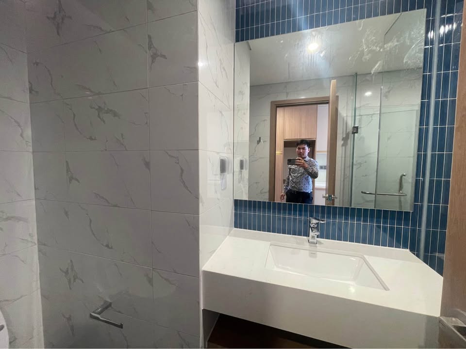 Cần bán Căn hộ chung cư đường Hoàng Quốc Việt, Phường Bãi Cháy, Diện tích 33m², Giá 2.65 Tỷ 9