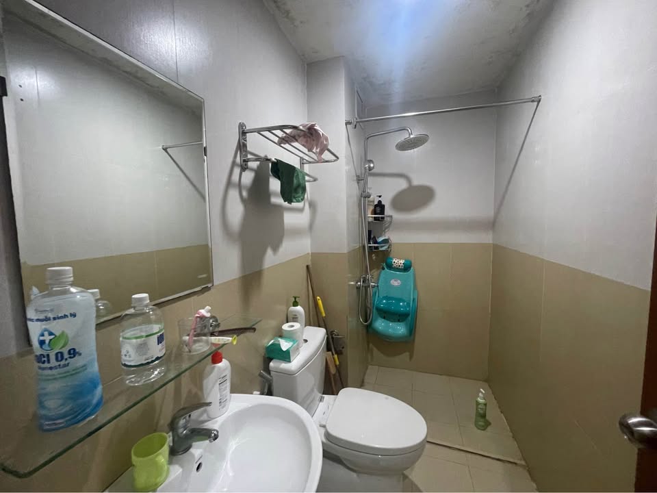Cần bán Căn hộ chung cư đường Hoàng Quốc Việt, Phường Bãi Cháy, Diện tích 76m², Giá 2.1 Tỷ 2