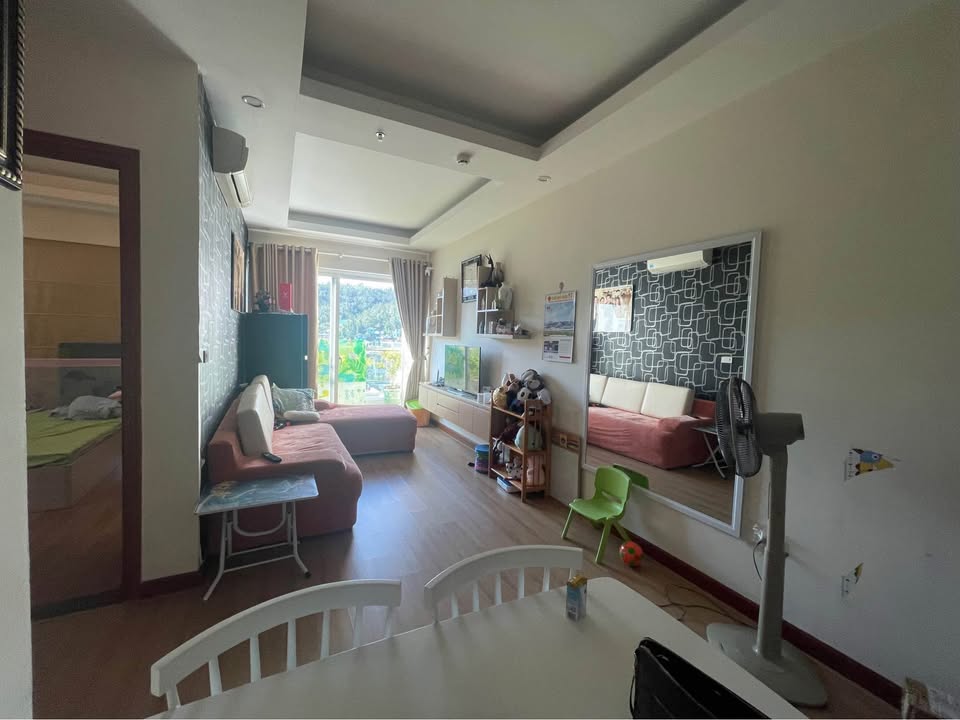 Cần bán Căn hộ chung cư đường Hoàng Quốc Việt, Phường Bãi Cháy, Diện tích 76m², Giá 2.1 Tỷ 5