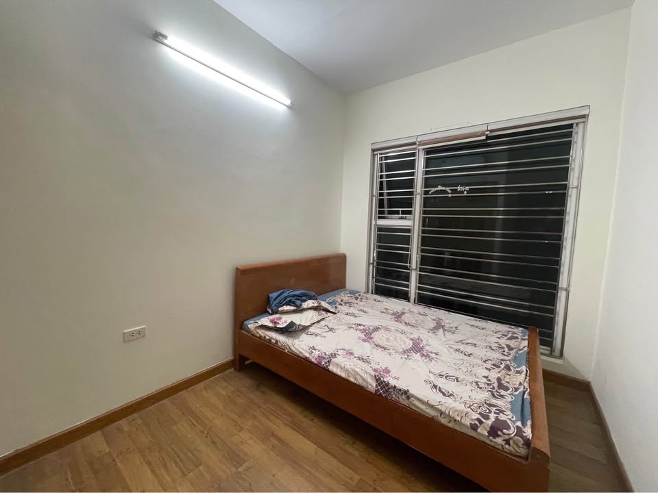 Cần bán Căn hộ chung cư đường Hoàng Quốc Việt, Phường Bãi Cháy, Diện tích 70m², Giá 1.62 Tỷ 6