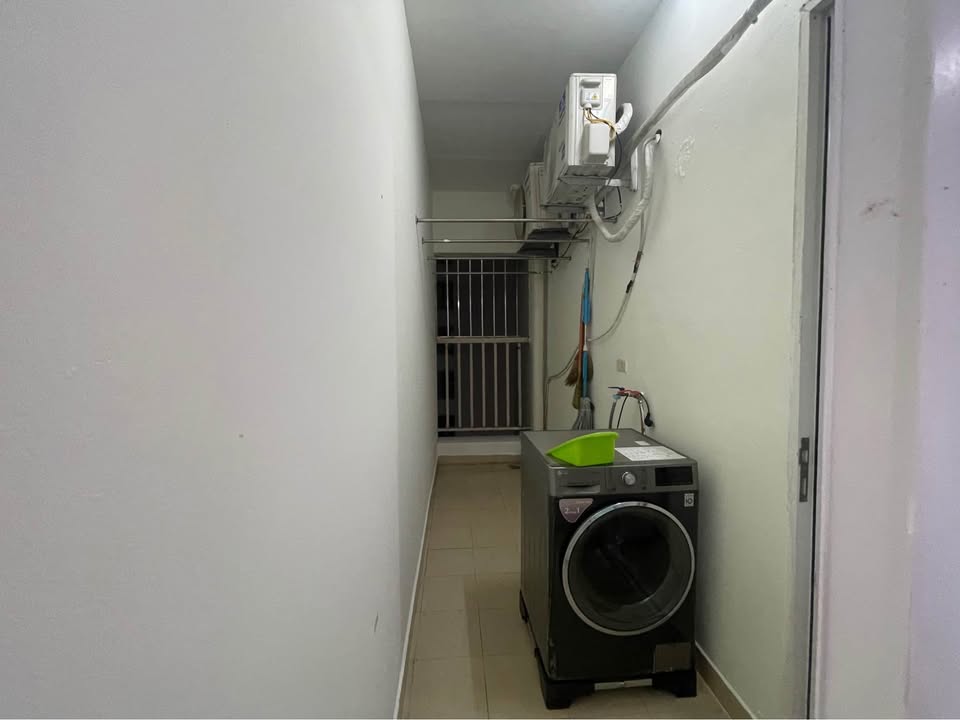 Cần bán Căn hộ chung cư đường Hoàng Quốc Việt, Phường Bãi Cháy, Diện tích 70m², Giá 1.62 Tỷ 7