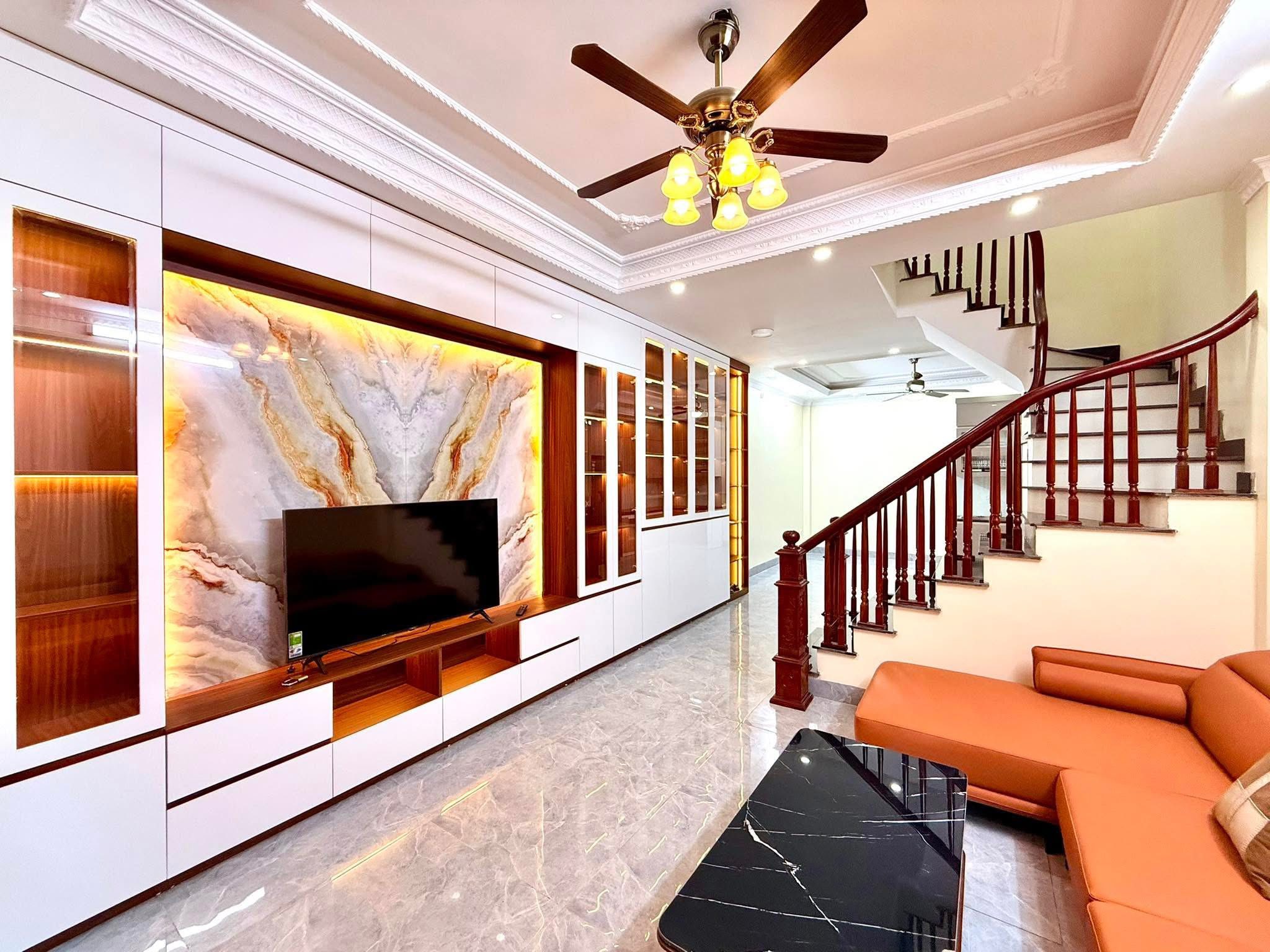 BÁN NHÀ DƯƠNG VĂN BÉ – 2 THOÁNG – NGÕ NÔNG THÔNG  – 57M² - 5.5M MT – 11.2 TỶ 2