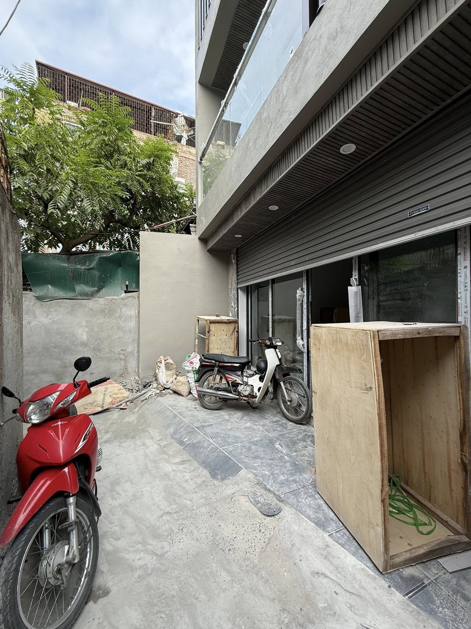 BÁN NHÀ TÂN MAI – HAI THOÁNG – THANG MÁY - KINH DOANH  – 82M² – 5.5M MT - 13.88 TỶ