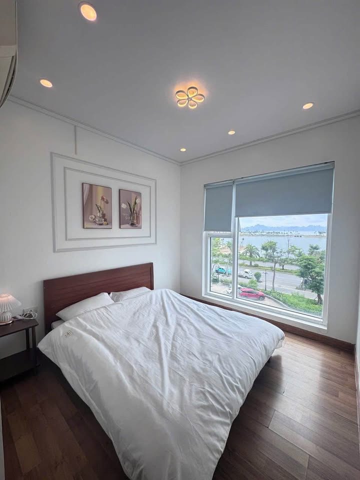 Cần bán Căn hộ chung cư đường Hoàng Quốc Việt, Phường Bãi Cháy, Diện tích 96m², Giá 2.7 Tỷ 9