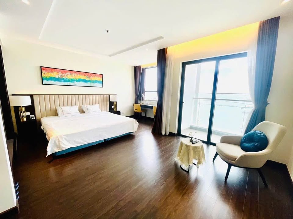 Cần bán Căn hộ chung cư đường Hoàng Quốc Việt, Phường Bãi Cháy, Diện tích 37m², Giá 2.2 Tỷ