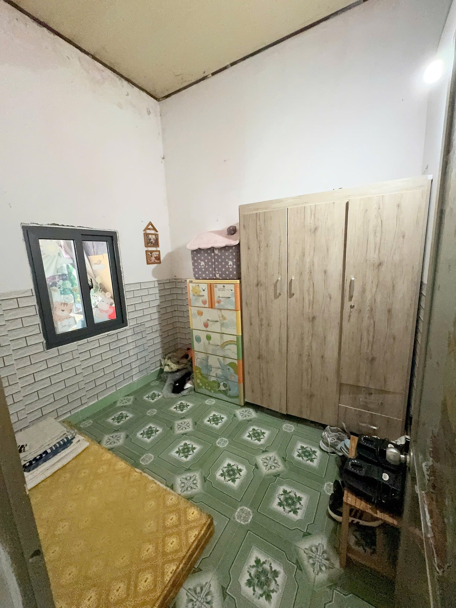 BÁN NHÀ CĂN GÓC 2 TẦNG HẺM HƯƠNG LÔ NGỌC HIỆP GIÁ 1TY9 4