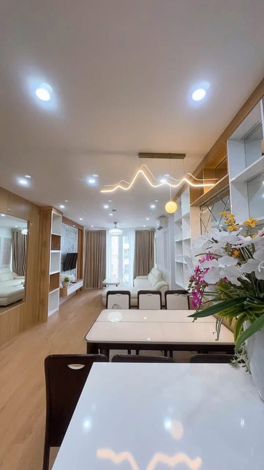 Cần bán Căn hộ chung cư Phường Bãi Cháy, Hạ Long, Diện tích 102m², Giá 3.08 Tỷ 3