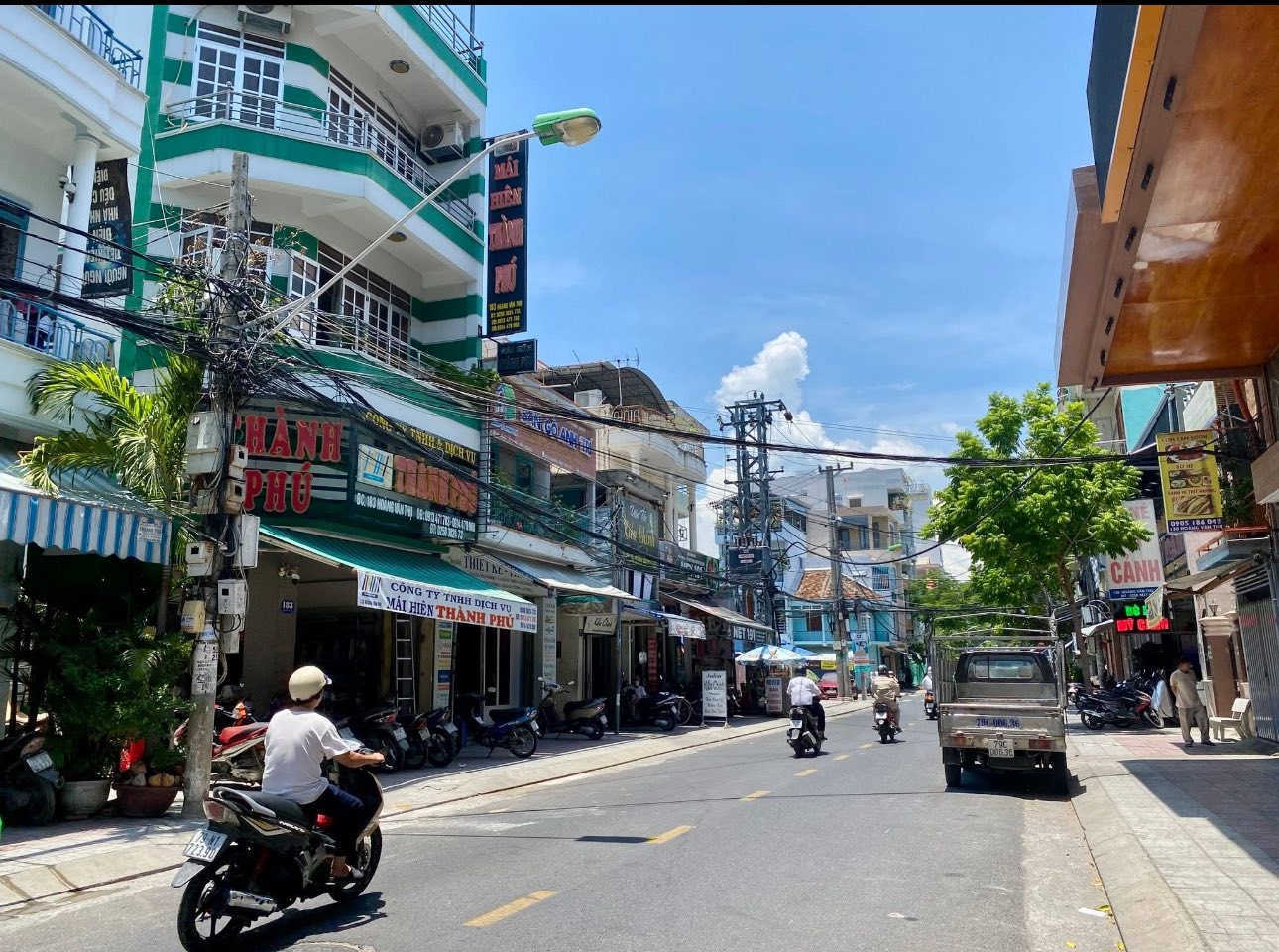 BÁN CĂN GÓC 2 TẦNG 1 TUM MẶT TIỀN ĐƯỜNG HOÀNG VĂN THỤ PHƯƠNG SÀI NHA TRANG