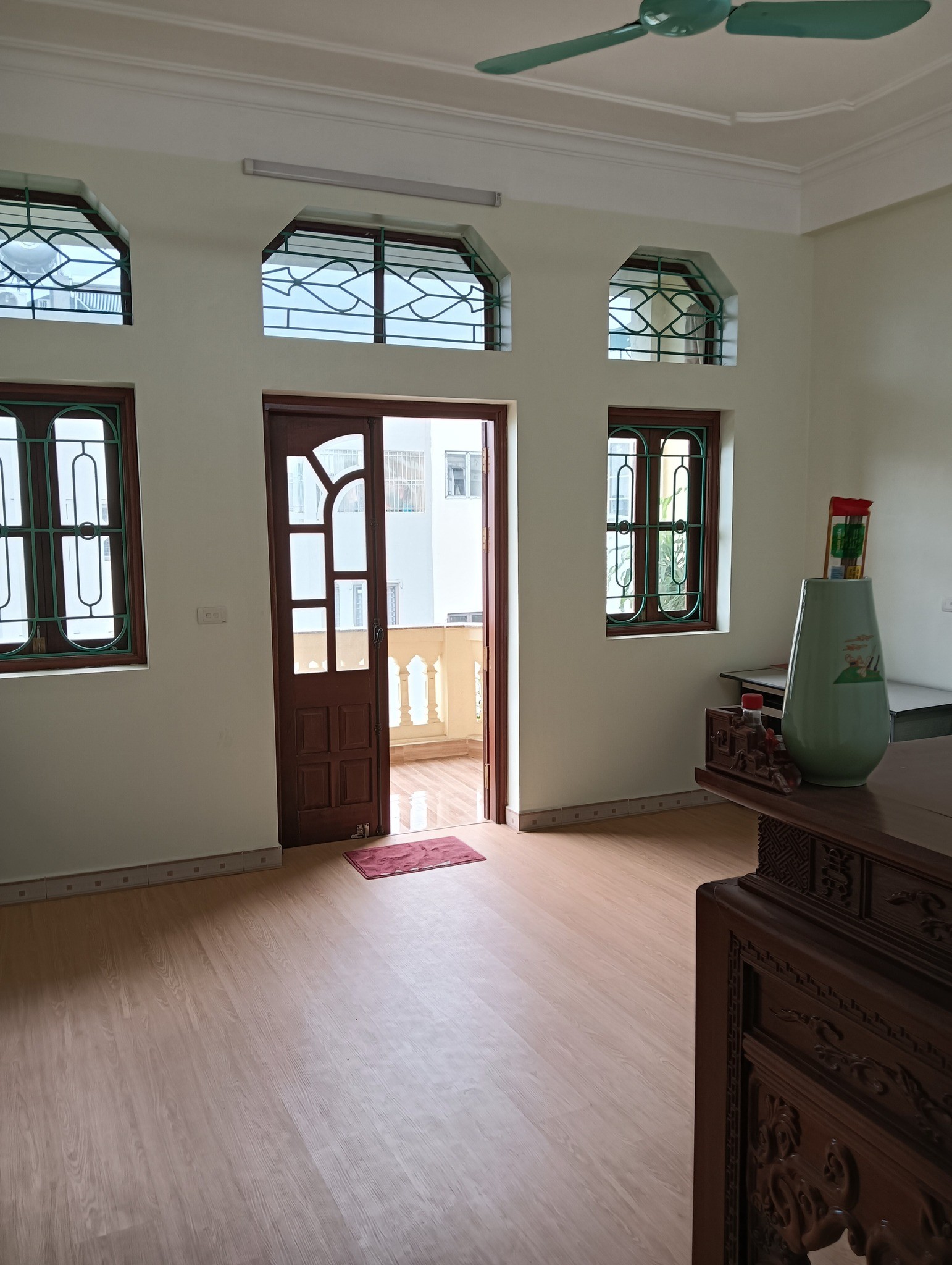 NHÀ DÂN XÂY-KHU PHÂN LÔ-ÔTÔ TRÁNH-VỈA HÈ RỘNG-75M 4T 21xTỶ-PHÚC ĐỒNG LONG BIÊN 4