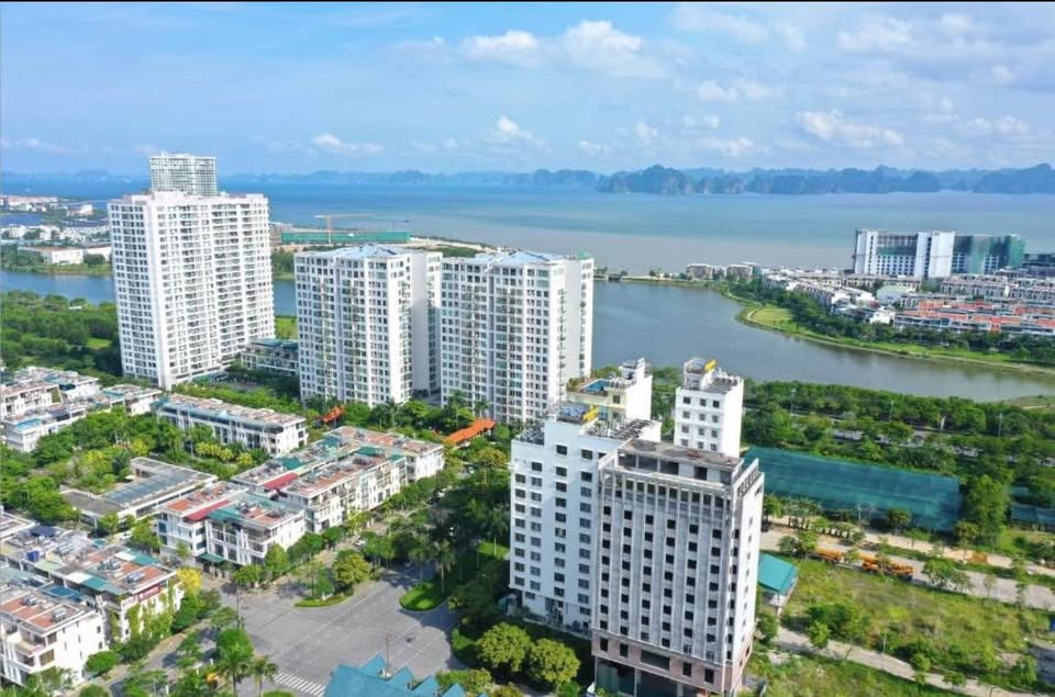Cần bán Căn hộ chung cư Phường Bãi Cháy, Hạ Long, Diện tích 70m², Giá 1.75 Tỷ