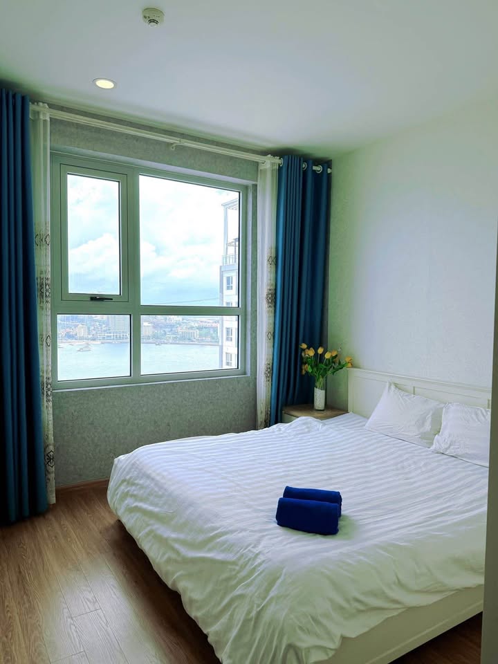 Cần bán Căn hộ chung cư Phường Bãi Cháy, Hạ Long, Diện tích 72m², Giá 3.85 Tỷ