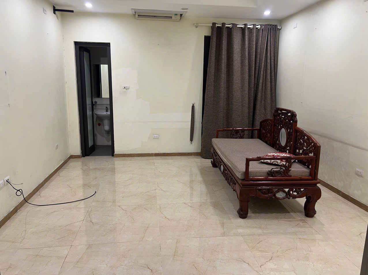 550Tr/m 280M2 Mặt Phố Minh Khai Mặt Tiền 10M  GPXD 2 Hầm 8 Nổi 3 Mặt Thoáng 3