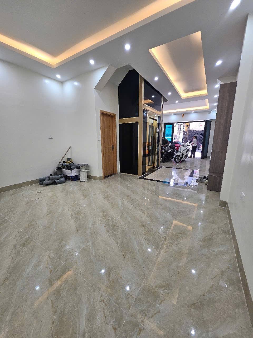 VIPPhân lô Mạc Thái Tổ, Cầu Giấy 65m 7T Thang máy, Ô tô vòng quanh, 33 tỷ 3