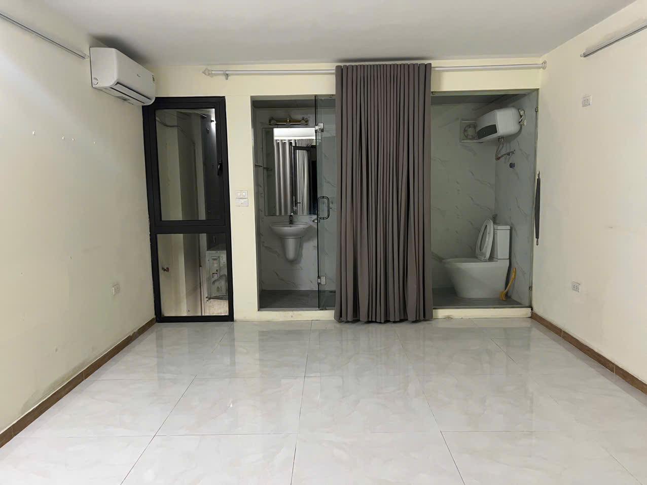 550Tr/m 280M2 Mặt Phố Minh Khai Mặt Tiền 10M  GPXD 2 Hầm 8 Nổi 3 Mặt Thoáng 2