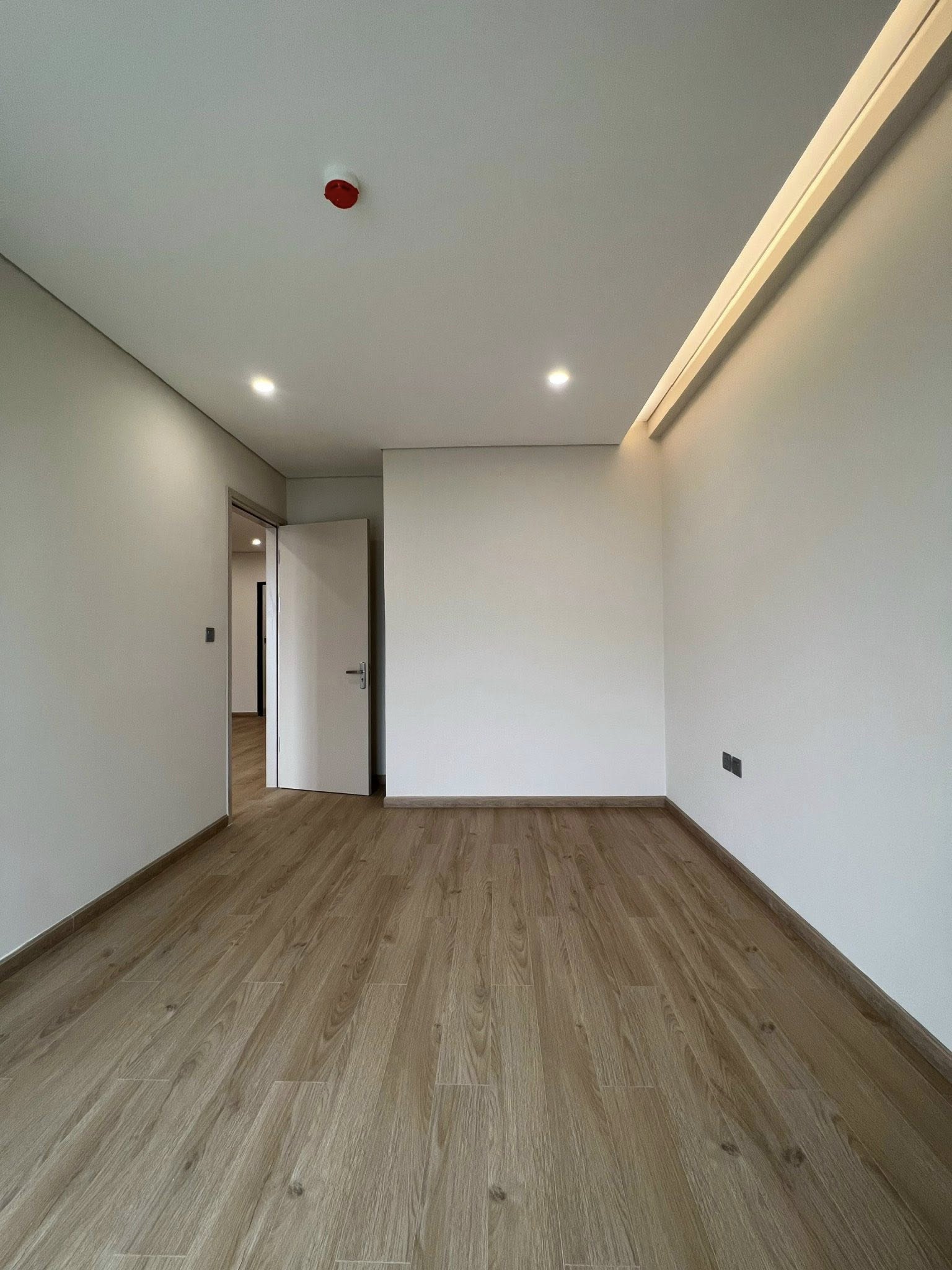 Căn hộ hoàn thiện đẹp, thiết kế 3 ngủ 95m- An Lạc, Symphony, Hoài Đức. 2